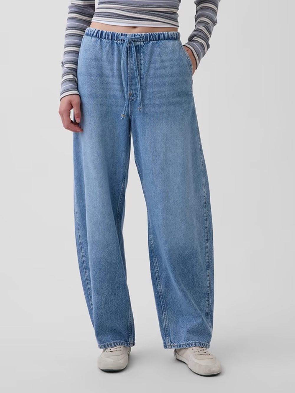 NWT Gap High Rise UltraSoft Easy Barrel Jeans